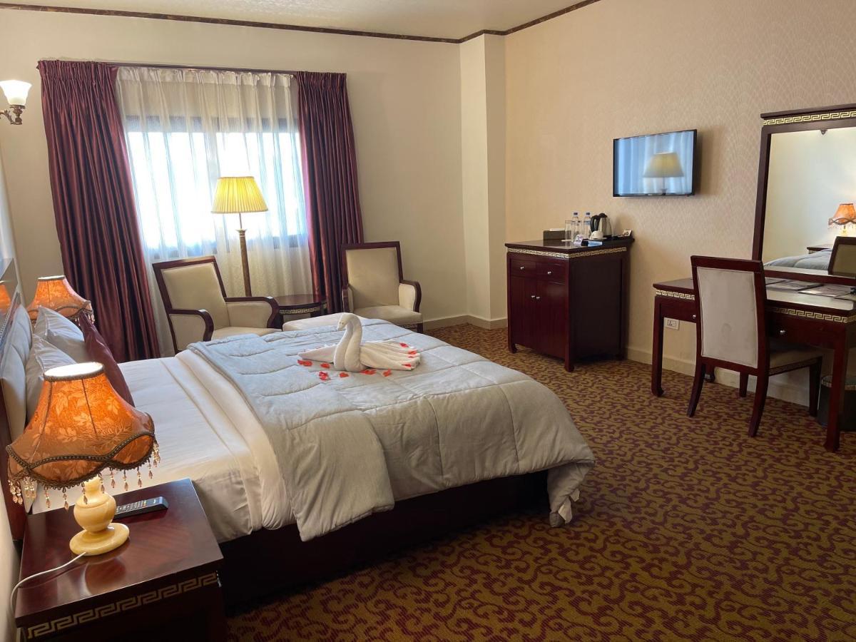 Boulevard Palace Hotel มอนโรเวีย ภายนอก รูปภาพ