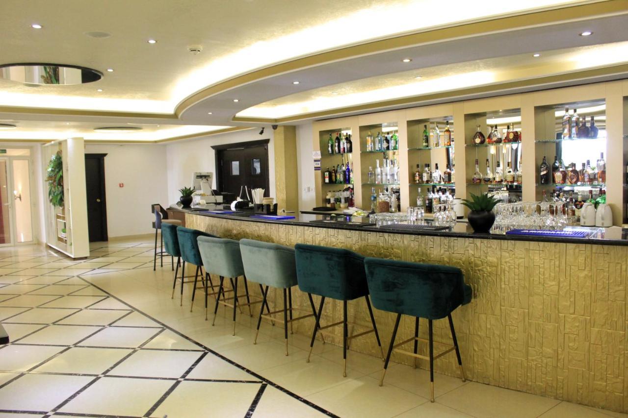 Boulevard Palace Hotel มอนโรเวีย ภายนอก รูปภาพ