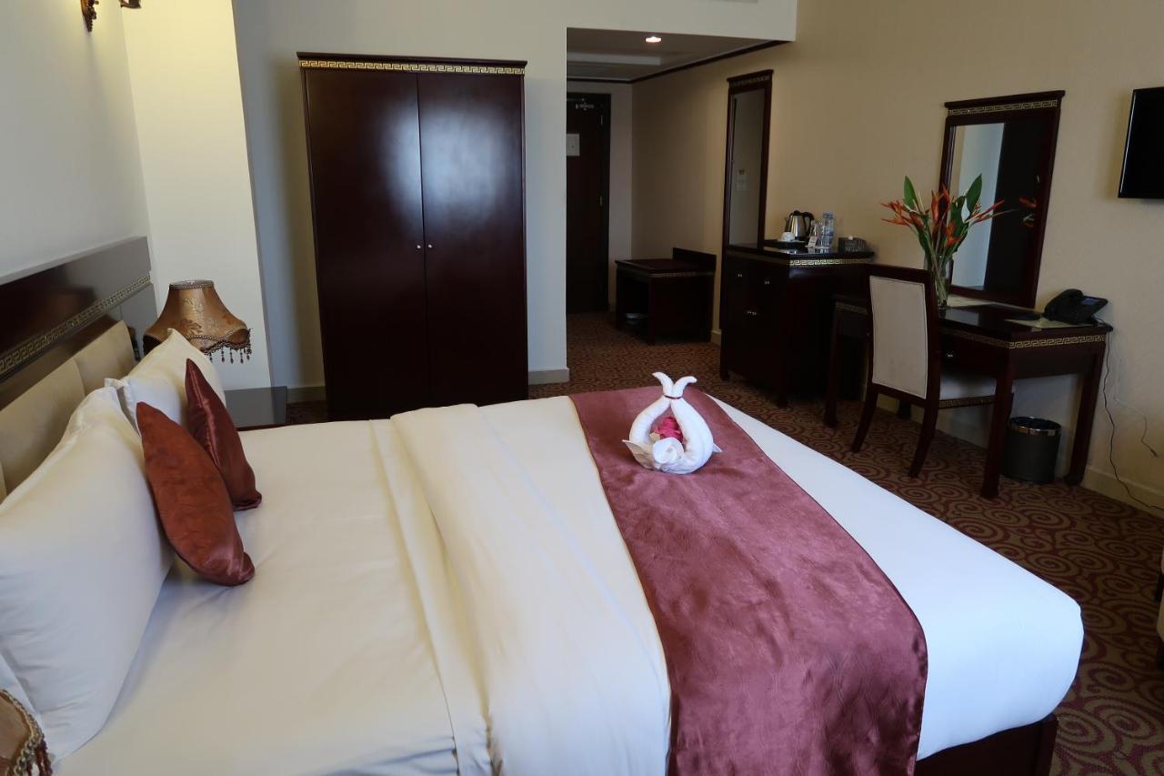Boulevard Palace Hotel มอนโรเวีย ภายนอก รูปภาพ