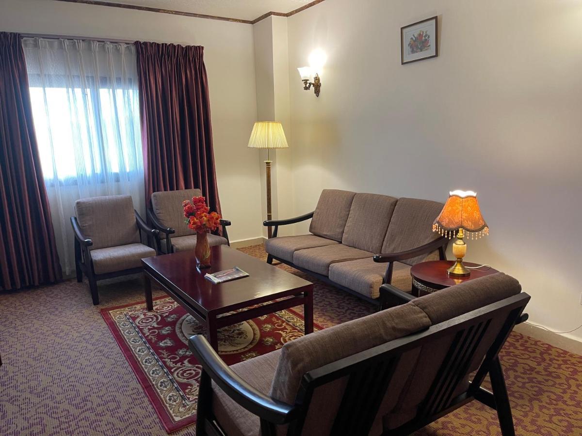 Boulevard Palace Hotel มอนโรเวีย ภายนอก รูปภาพ