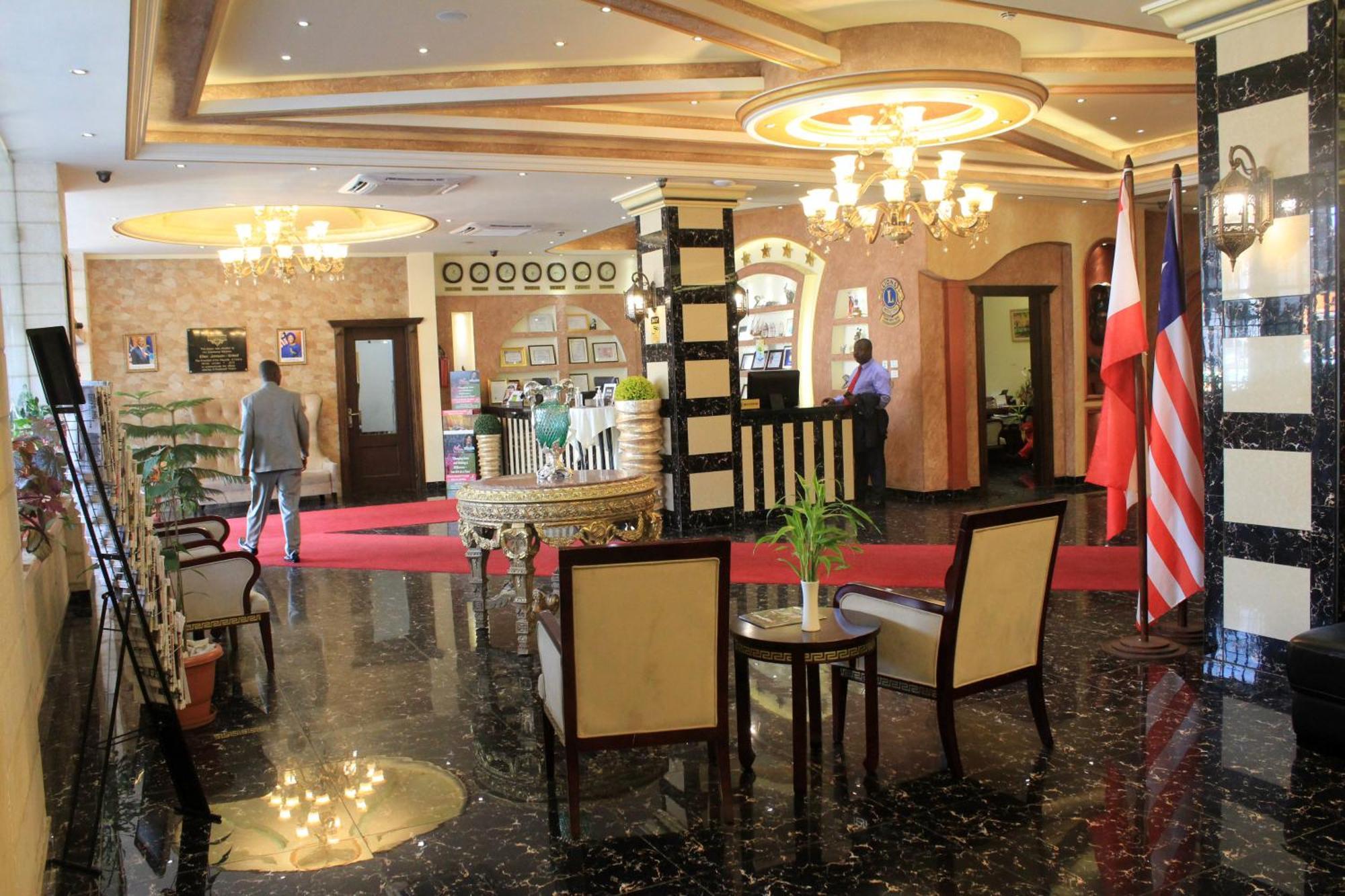 Boulevard Palace Hotel มอนโรเวีย ภายนอก รูปภาพ
